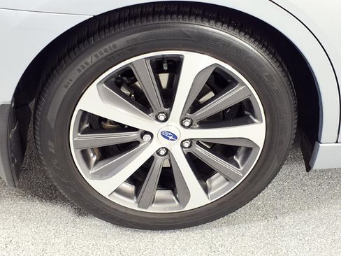 Used 2018 Subaru Legacy 2.5i Limited image 4