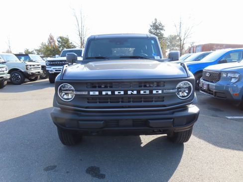 New 2025 Ford Bronco 4-Door image 2