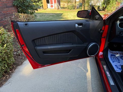 Used 2012 Ford Mustang Shelby GT500 w/ SVT Performance Pkg image 46