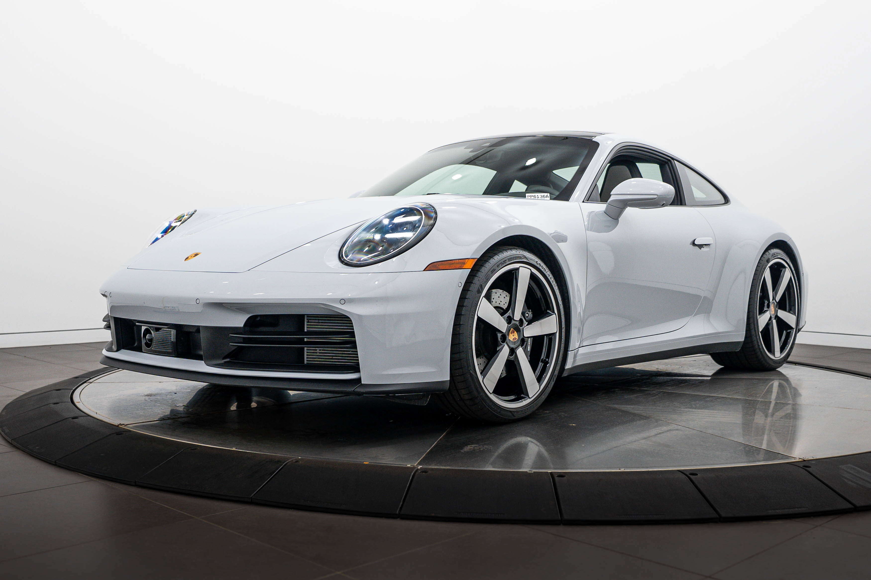 Certified 2025 Porsche 911 Carrera RWD image 1