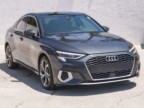 Used 2022 Audi A3 2.0T Premium Plus w/ Premium Plus Package FWD image 3