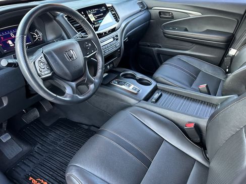 Used 2023 Honda Passport TrailSport image 9