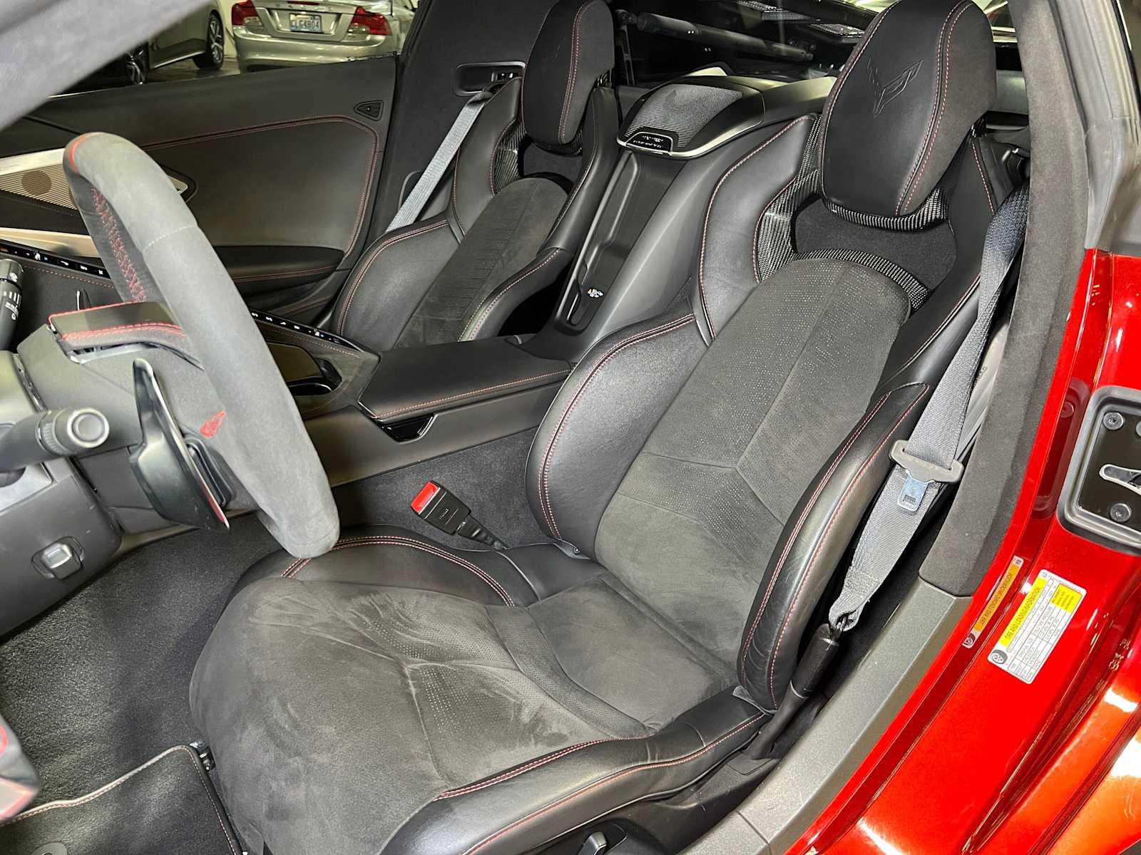 Used 2021 Chevrolet Corvette Stingray Premium Cpe w/ Z51 Performance Package RWD image 20