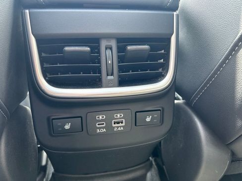 Used 2024 Subaru Outback Limited XT AWD/4WD image 10