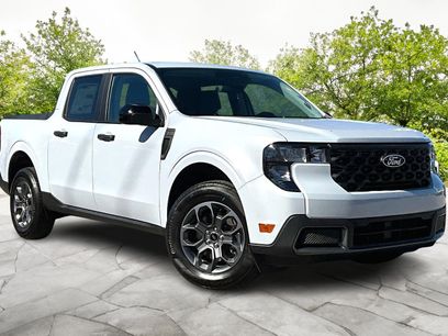 New 2025 Ford Maverick XLT w/ XLT Luxury Package