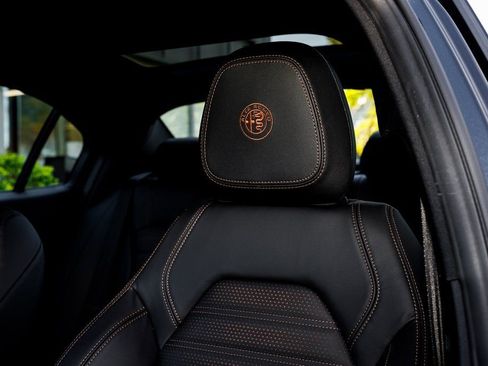 New 2025 Alfa Romeo Giulia AWD w/ Driving Assist Package image 29