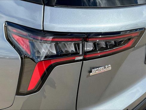 Used 2026 Chevrolet Equinox RS w/ Convenience Package III image 26