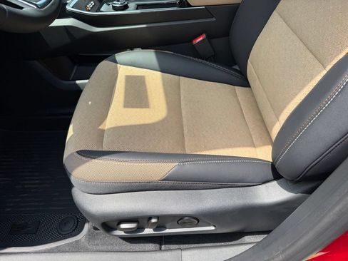 New 2026 Chevrolet Equinox ACTIV w/ LPO, Floor Liner Package FWD image 12
