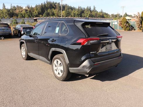 Used 2019 Toyota RAV4 LE w/ All Weather Liner Package AWD/4WD image 7