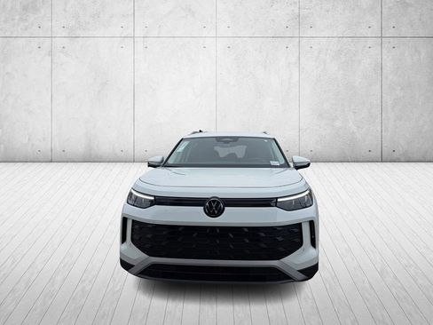 New 2026 Volkswagen Tiguan S FWD image 2