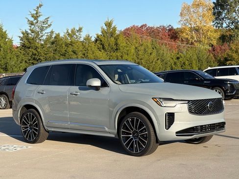 New 2026 Volvo XC90 B6 Plus w/ Protection Package Premier image 2