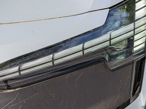 Used 2026 Volvo EX30 Cross Country Ultra w/ Protection Package Premier image 8