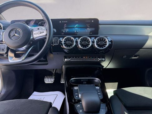 Used 2023 Mercedes-Benz CLA 35 AMG 4MATIC image 11