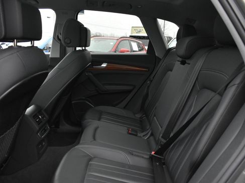 Used 2023 Audi Q5 2.0T Premium Plus AWD/4WD image 16