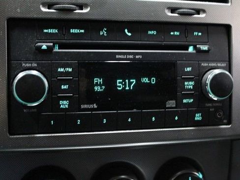 Used 2010 Jeep Liberty Limited image 26