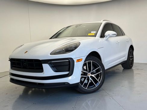 Certified 2023 Porsche Macan Turbo AWD/4WD image 1