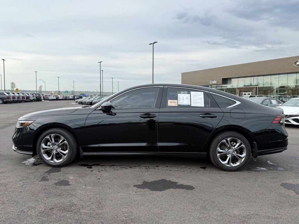 Used 2023 Honda Accord EX image 8