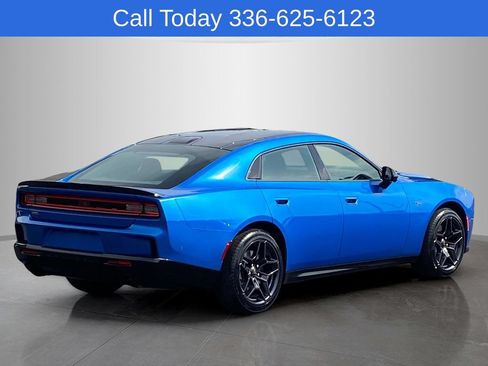 New 2026 Dodge Charger R/T AWD/4WD image 7