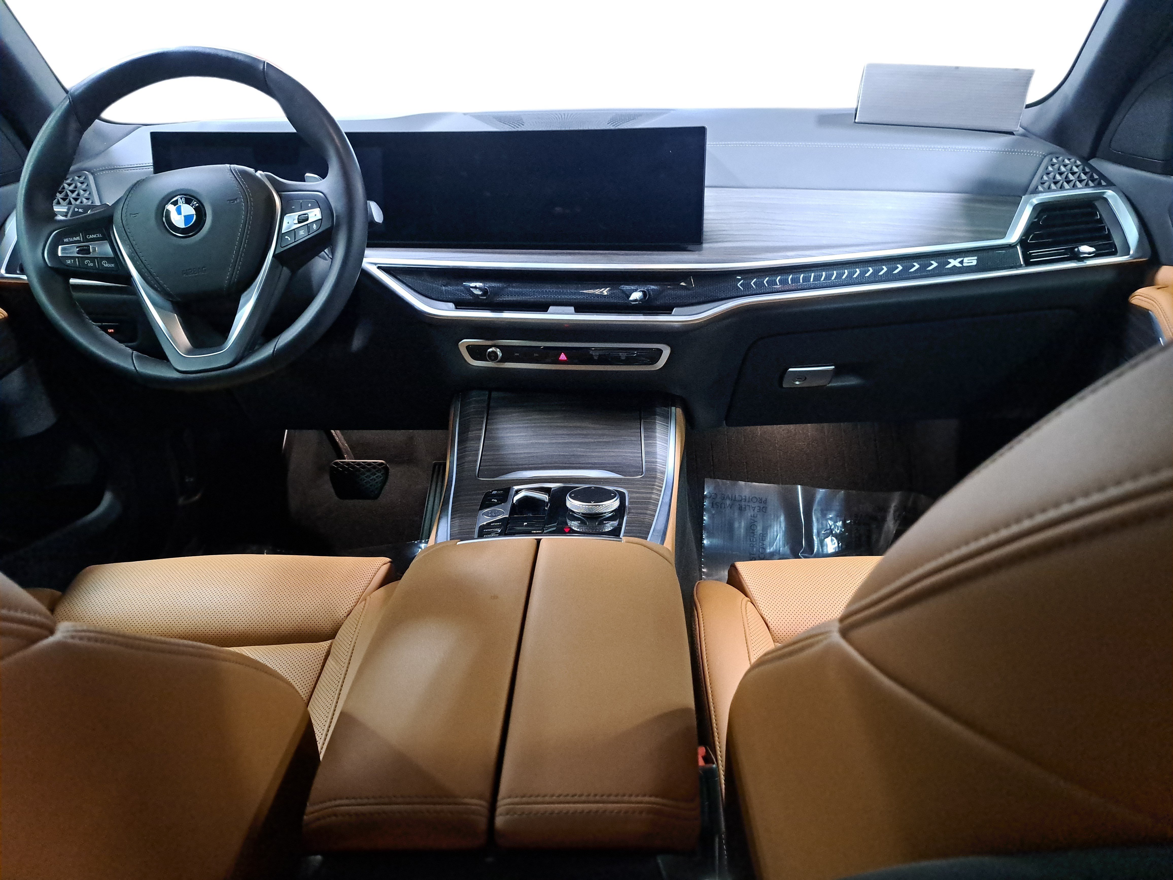 Certified 2024 BMW X5 xDrive40i w/ Parking Assistance Package AWD/4WD image 10