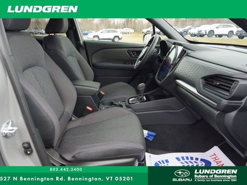 Certified 2025 Subaru Forester Premium image 9