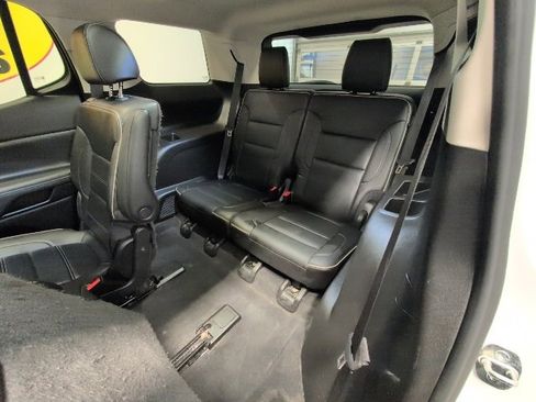 Certified 2021 GMC Acadia Denali w/ GMC Pro Grade Package image 30