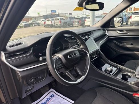 Used 2024 Jeep Grand Cherokee L Laredo w/ Luxury Tech Group I image 11