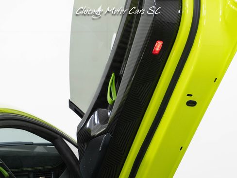 Used 2019 Lamborghini Aventador SVJ AWD/4WD image 31