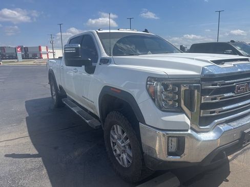 Used 2021 GMC Sierra 2500 SLE w/ SLE Value Package; image 6
