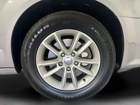 Used 2017 Dodge Grand Caravan SXT w/ Quick Order Package 29G SXT FWD image 28