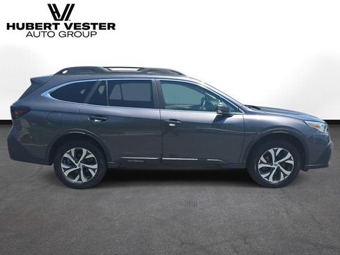 Used 2022 Subaru Outback Limited AWD/4WD image 5
