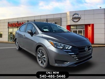 New 2025 Nissan Versa SV w/ Trunk Package