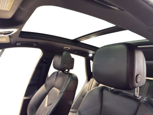 Used 2017 Porsche Macan image 15