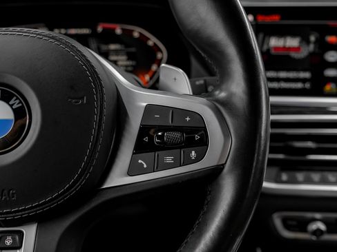 Used 2022 BMW X7 M50i w/ Executive Package image 22