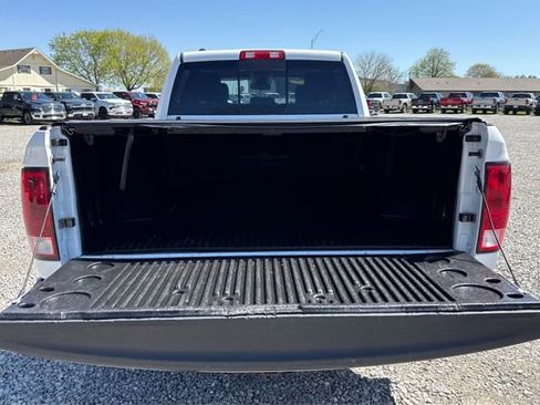 Used 2016 RAM 1500 Outdoorsman image 12