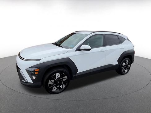 Used 2025 Hyundai Kona SEL AWD/4WD image 8