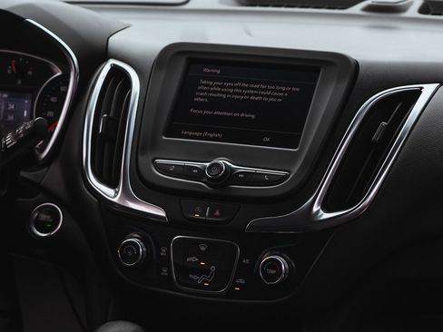 Used 2022 Chevrolet Equinox LT image 23