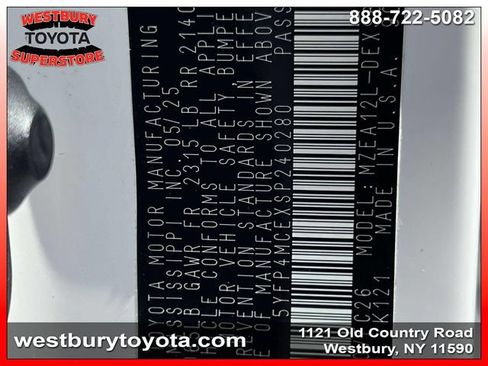Certified 2025 Toyota Corolla SE w/ SE Premium Package FWD image 20