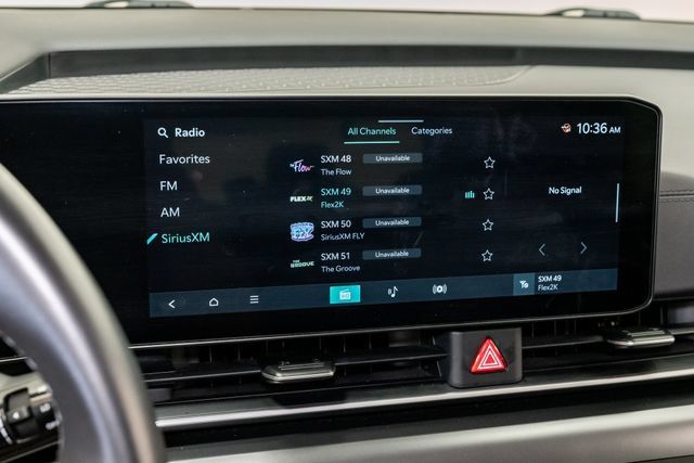 Certified 2025 Kia Carnival FWD image 18