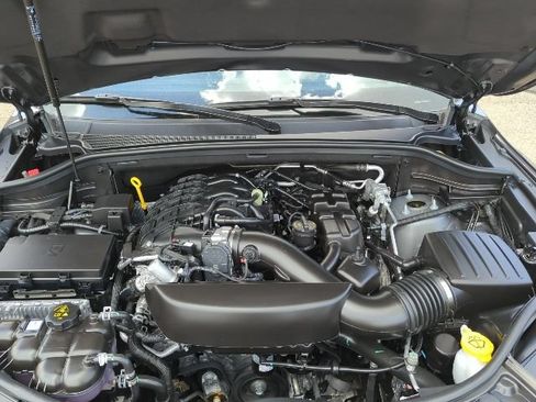 Certified 2026 Dodge Durango GT w/ Blacktop Package AWD/4WD image 28