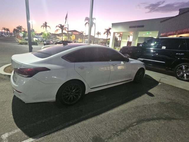 Used 2018 Genesis G80 3.3T Sport RWD image 2