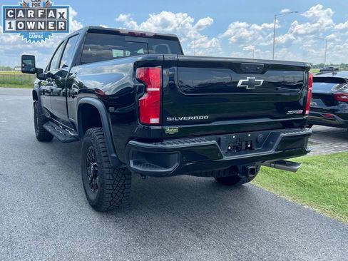 Certified 2026 Chevrolet Silverado 2500 ZR2 AWD/4WD image 6