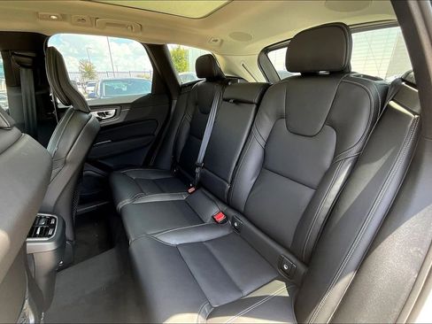 New 2026 Volvo XC60 B5 Ultra w/ Protection Package Premier image 19