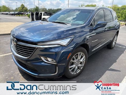 Used 2023 Buick Enclave Premium AWD/4WD image 1