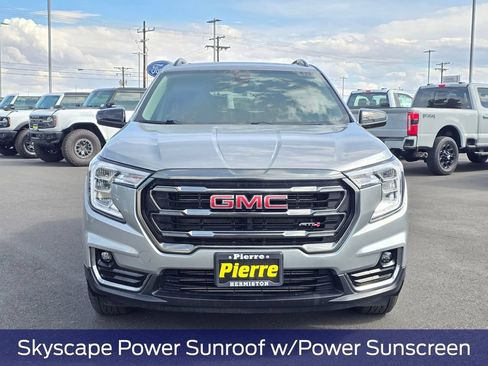 Used 2024 GMC Terrain AT4 w/ LPO, Floor Liner Package AWD/4WD image 7