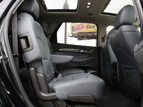 Used 2019 Buick Enclave Essence AWD/4WD image 43