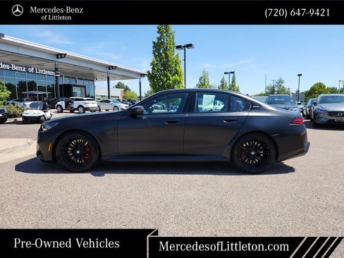 Used 2025 BMW M5 w/ Carbon Package AWD/4WD image 4