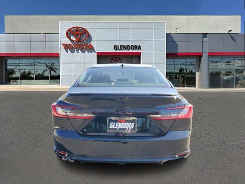 New 2026 Toyota Camry Hybrid FWD image 4
