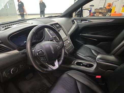 Used 2017 Lincoln MKC Premiere image 10