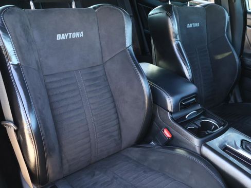 Used 2023 Dodge Charger R/T w/ Daytona Edition Group image 18