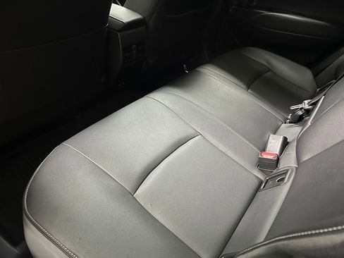 Certified 2022 Toyota Corolla Cross XLE image 17